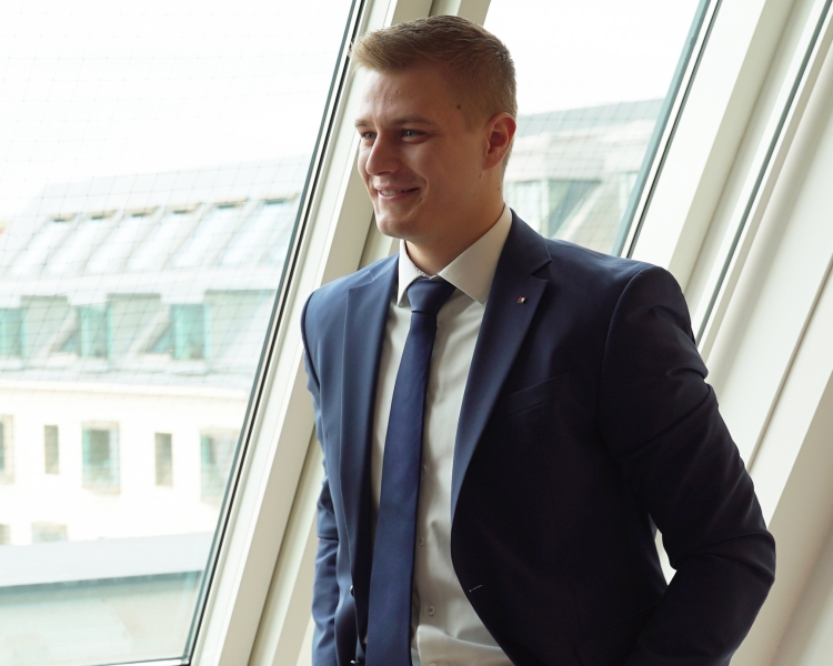 Julian Hentschl, BTV Wien