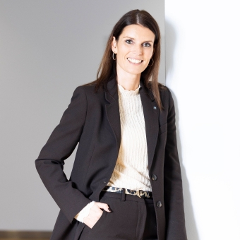 Katharina Schöche lächelt in die Kamera